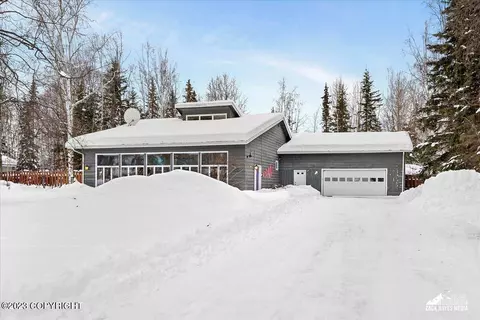 7749 Old Harbor Ave, Anchorage, AK 99504