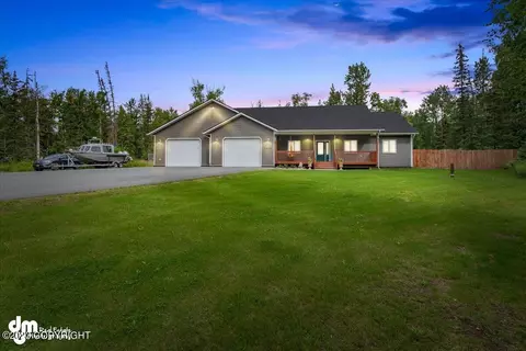 2444 N Saddle Horse Dr, Wasilla, AK 99654
