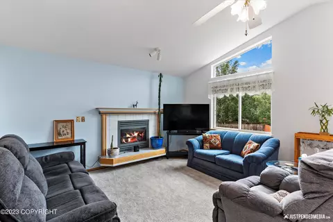 3850 Sycamore Loop, Anchorage, AK 99504 photo 5