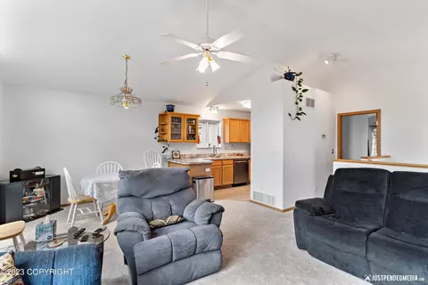 3850 Sycamore Loop, Anchorage, AK 99504 photo 6