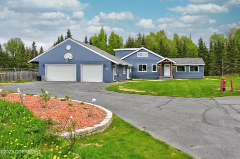 1802 Miranda Ct, Kenai, AK 99611