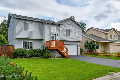7531 Florence Cir, Anchorage, AK 99507