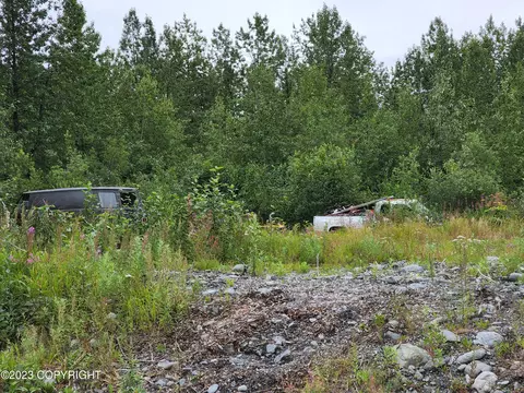 555 Atigun Dr, Valdez, AK 99686