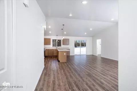 7327 E Graphite Cir, Wasilla, AK 99654 photo 3