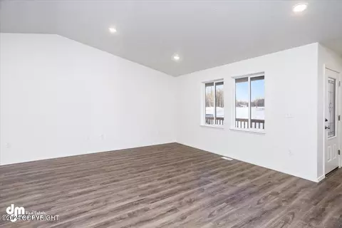 7327 E Graphite Cir, Wasilla, AK 99654 photo 6