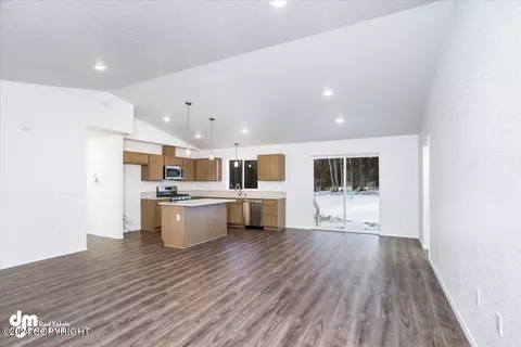 7327 E Graphite Cir, Wasilla, AK 99654 photo 9