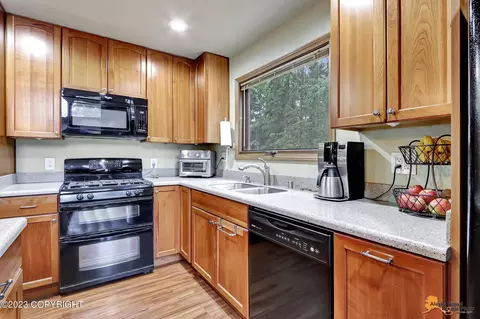 5200 E 100th Ave, Anchorage, AK 99507 photo 13