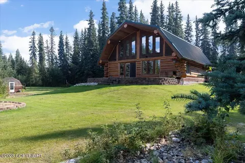 1380 Old Badger Rd, North Pole, AK 99705
