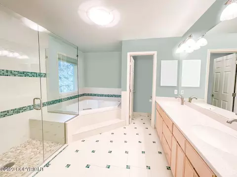 5820 W Tree Dr, Anchorage, AK 99507 photo 5