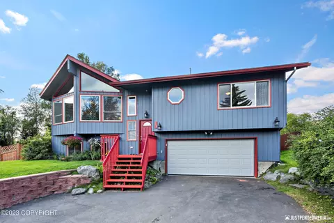 9644 Nulato Cir, Eagle River, AK 99577