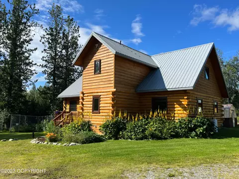12998 S Cassie Ct, Wasilla, AK 99623