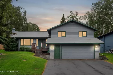 3240 Capstan Ct, Anchorage, AK 99516