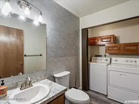 7715 Highlander Dr, Anchorage, AK 99518 photo 11