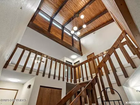 7715 Highlander Dr, Anchorage, AK 99518 photo 12