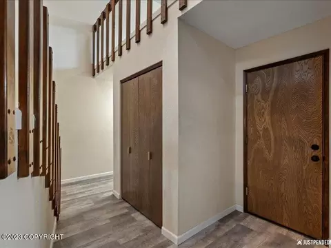 7715 Highlander Dr, Anchorage, AK 99518 photo 10