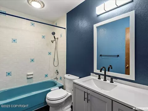 7715 Highlander Dr, Anchorage, AK 99518 photo 27