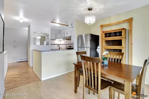 809 O Pl # 3, Anchorage, AK 99501 photo 11