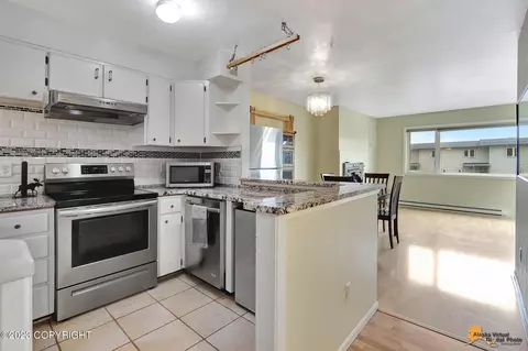 809 O Pl # 3, Anchorage, AK 99501 photo 5