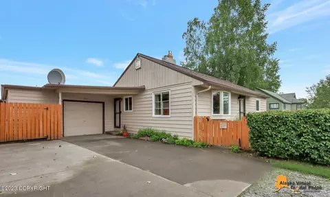 1907 Cleveland Ave, Anchorage, AK 99517