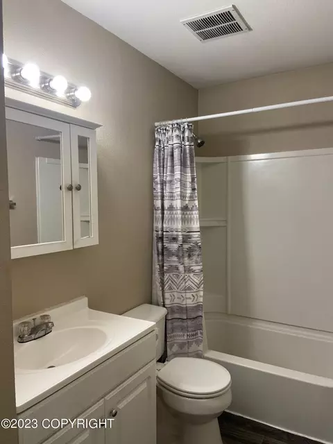 3401 E 15th Ave, Anchorage, AK 99508 photo 24