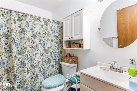 9425 Agattu Cir, Eagle River, AK 99577 photo 17