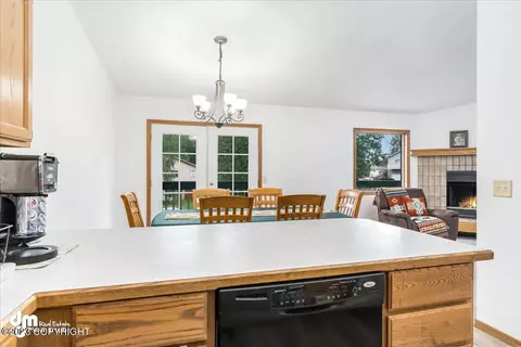 9425 Agattu Cir, Eagle River, AK 99577 photo 5