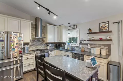 18761 Katelyn Cir, Eagle River, AK 99577 photo 9