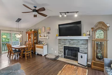 18761 Katelyn Cir, Eagle River, AK 99577 photo 5