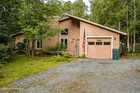 960 W Sarahs Way, Wasilla, AK 99654