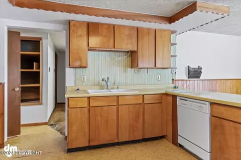 12244 Center St, Eagle River, AK 99577 photo 6