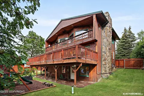 12216 Wilderness Rd, Anchorage, AK 99516