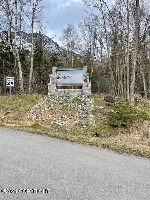 741 Rand Dr, Indian, AK 99540
