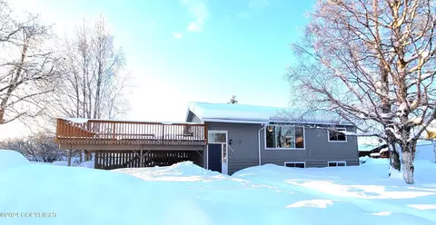 7230 Papago Pl, Anchorage, AK 99518