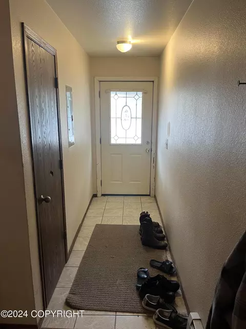 Entry Way - 3250 E Beech Way, Wasilla, AK 99654 photo 1 of 1