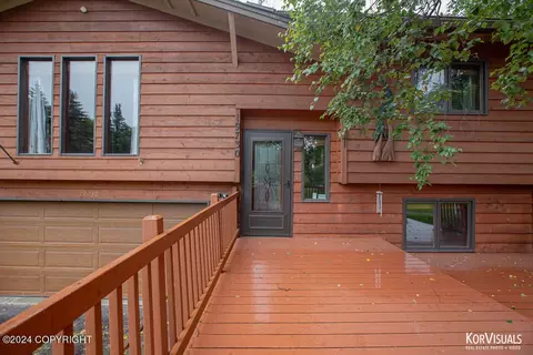 19730 S Montague Loop, Eagle River, AK 99577