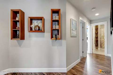 Entry Way - 3188 Morgan Loop, Anchorage, AK 99516 photo 2 of 7