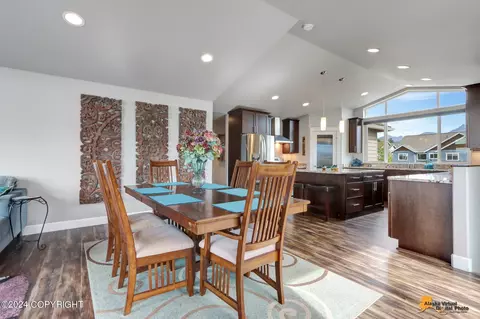 Dining - 3188 Morgan Loop, Anchorage, AK 99516 photo 2 of 2