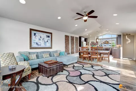 Living - 3188 Morgan Loop, Anchorage, AK 99516 photo 1 of 4