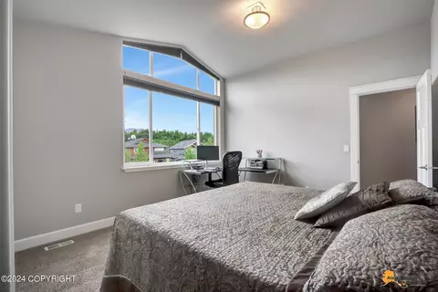Bedroom - 3188 Morgan Loop, Anchorage, AK 99516 photo 5 of 10