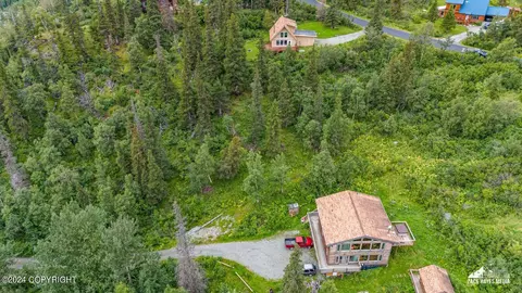 L29 B4 Portugal Circle, Anchorage, AK 99516