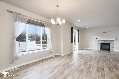 Living - 1222 E Hidden Ranch Loop, Palmer, AK 99645 photo 6 of 10