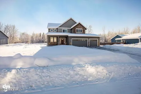 Exterior - 1222 E Hidden Ranch Loop, Palmer, AK 99645 photo 6 of 12