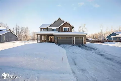 Exterior - 1222 E Hidden Ranch Loop, Palmer, AK 99645 photo 8 of 12