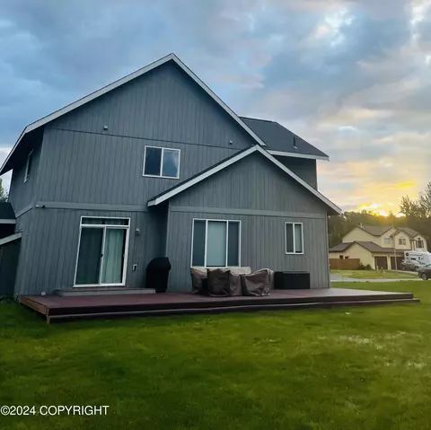 Exterior - 1222 E Hidden Ranch Loop, Palmer, AK 99645 photo 9 of 12