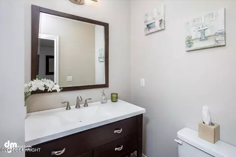 Bath - 1222 E Hidden Ranch Loop, Palmer, AK 99645 photo 6 of 17