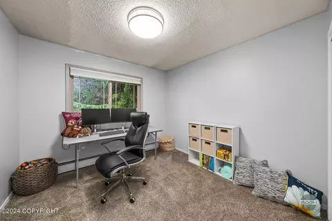 4622 E 6th Ave, Anchorage, AK 99508 photo 23