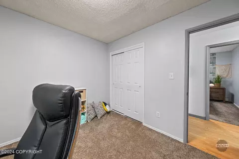 4622 E 6th Ave, Anchorage, AK 99508 photo 24