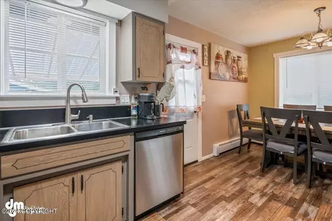 4004 Checkmate Dr, Anchorage, AK 99508 photo 22