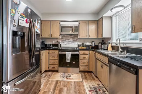 4004 Checkmate Dr, Anchorage, AK 99508 photo 18