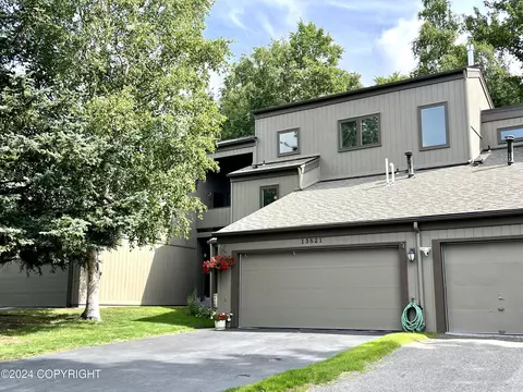 13821 Karen St, Anchorage, AK 99516